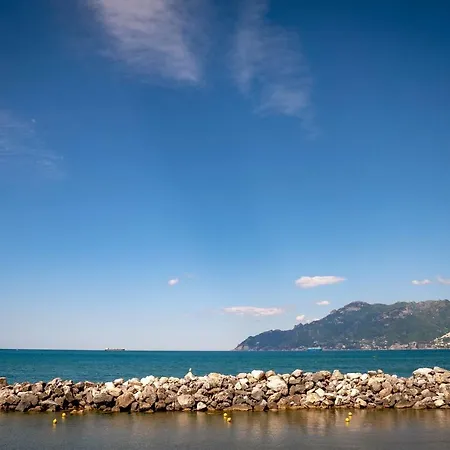 Sea Window * ساليرنو